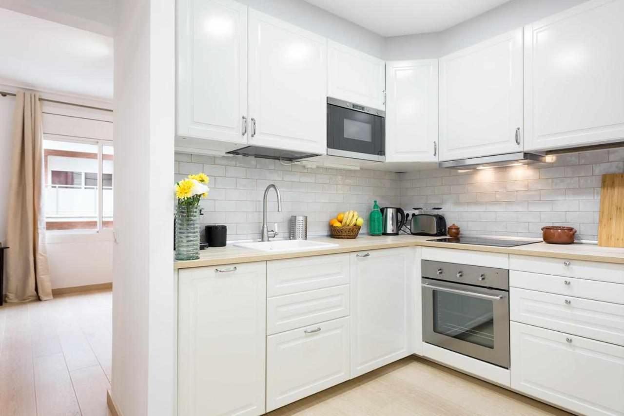 Apartment Eduardo Barcelona Ngoại thất bức ảnh